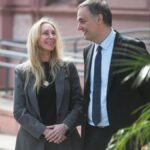 El triángulo de hierro sostiene a Manuel Adorni