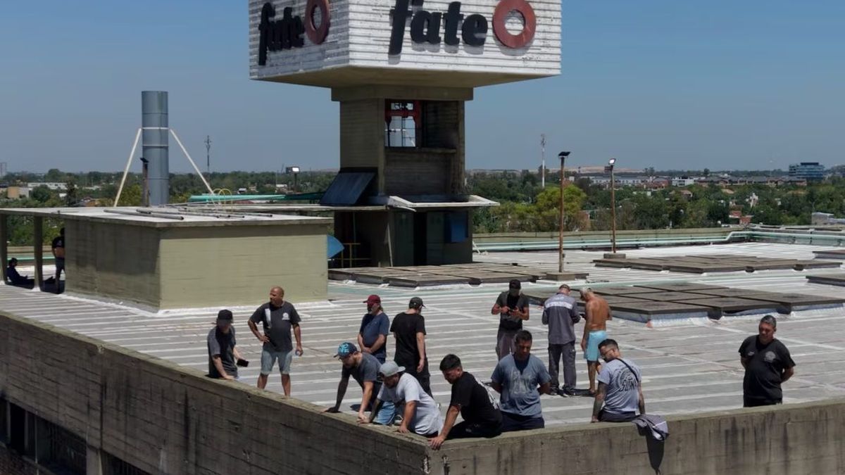 Gremio de neumáticos ratificó su pedido de embargar a Fate por más de $5.000 millones, ante la negativa de pagar salarios