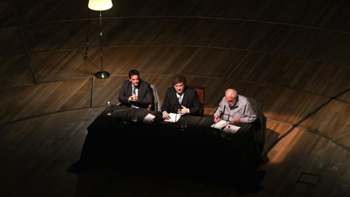 Javier Milei participó en un debate sobre Keynes y aseguró que sirvió para que políticos corruptos arruinen la vida de la gente