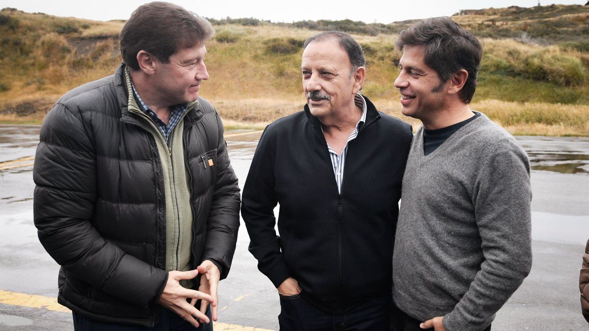 Kicillof llegó a Tierra del Fuego para participar de la vigilia por Malvinas y defendió la industria fueguina