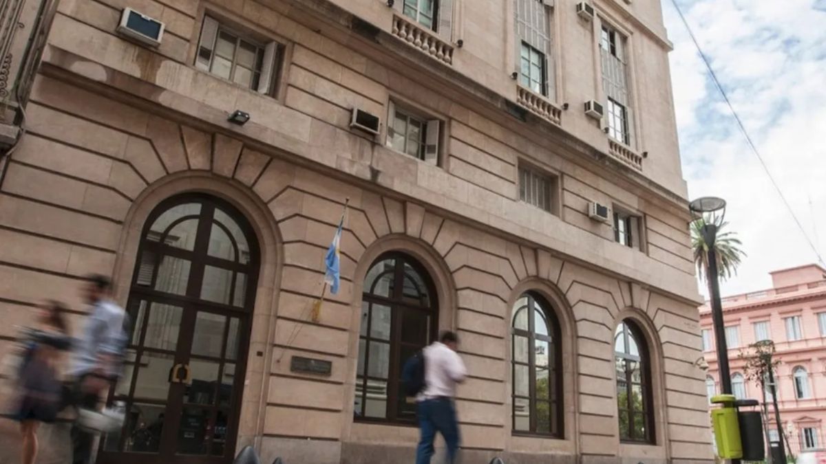 La SIDE publicó 17 nuevos documentos clasificados y avanza con la apertura de archivos históricos