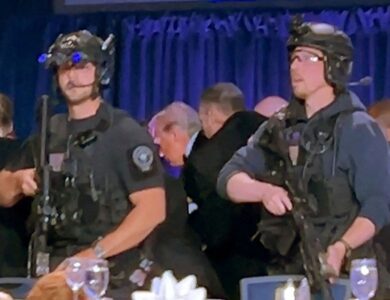 los videos del ataque y cómo evacuaron a Donald Trump y J.D. Vance