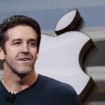 Quién es John Ternus, el nuevo director ejecutivo de Apple