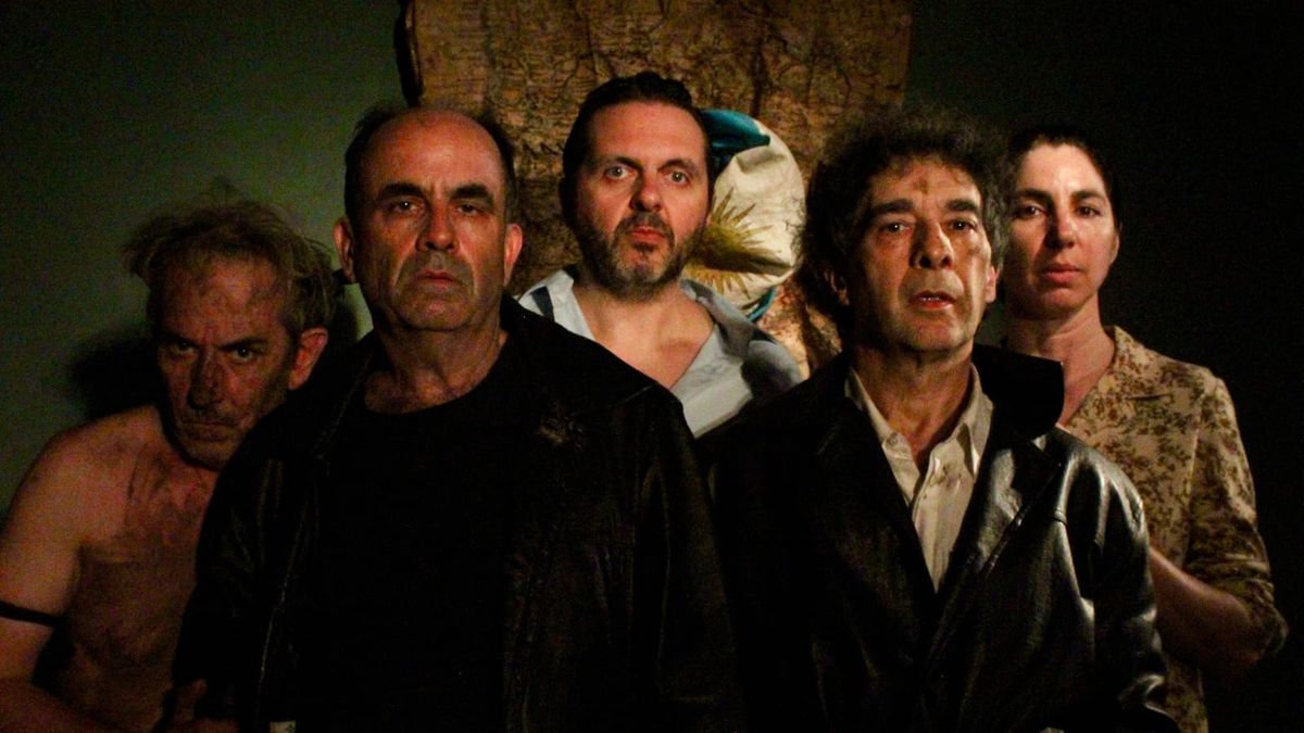 Vamos al teatro a sospechar de nuestra identidad, individual y colectiva