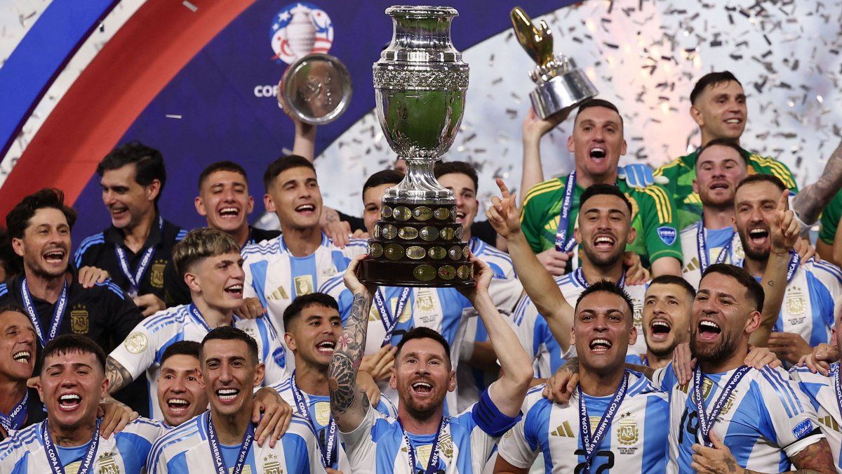 cuánto cuesta viajar a alentar a la Selección Argentina