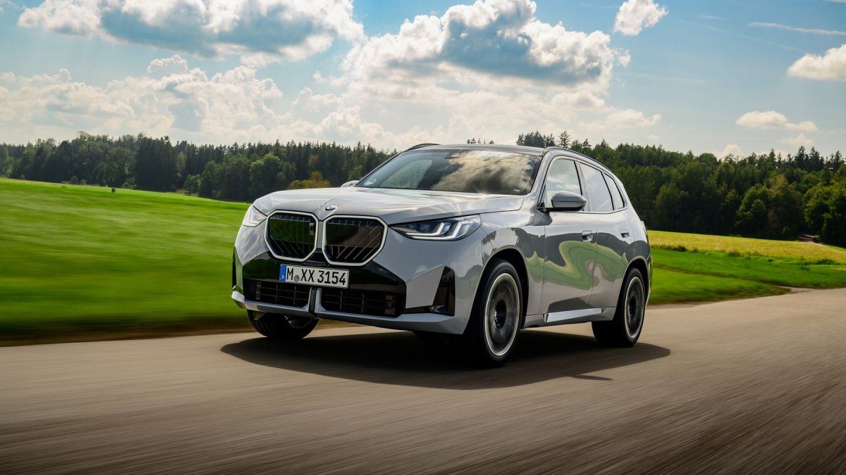 BMW amplía la gama X3 en la Argentina con una nueva versión intermedia