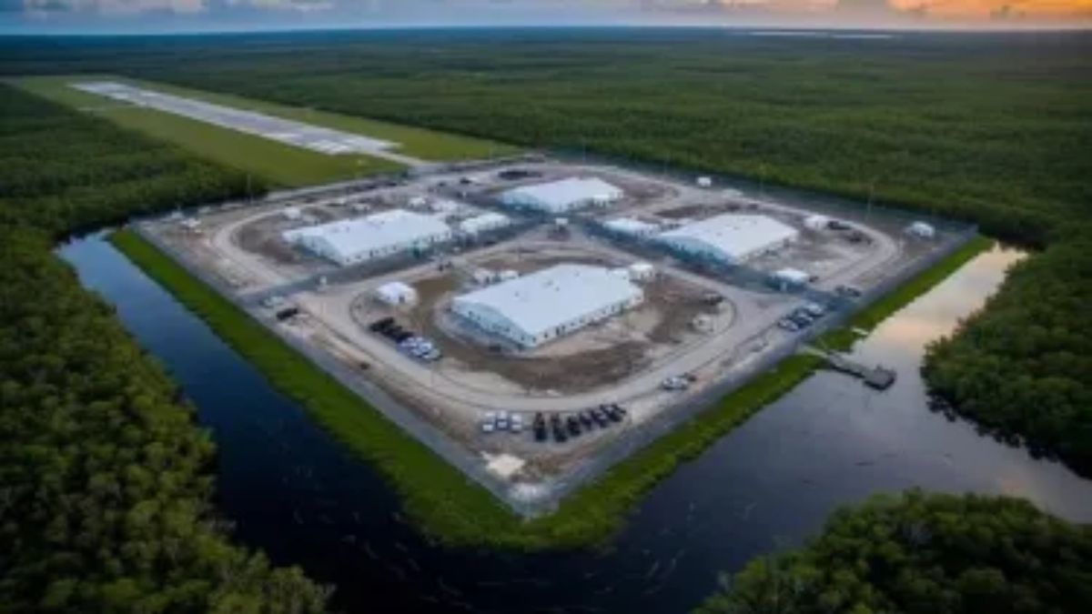 Cierra Alligator Alcatraz, el polémico centro migratorio de Florida impulsado por Donald Trump