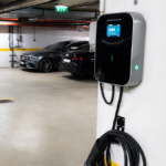 Comprar un auto eléctrico puede disparar un gasto de hasta u$s40.000 para poder cargarlo