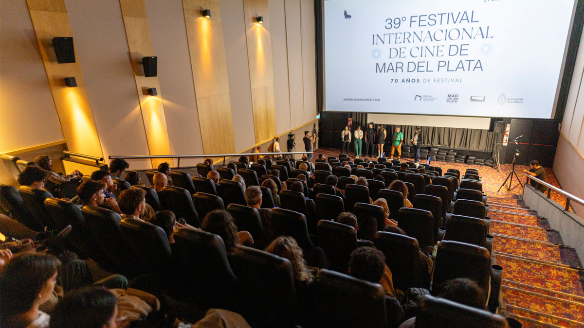 El INCAA lanzó un concurso para jóvenes creadores con premios para viajar al Festival de Málaga