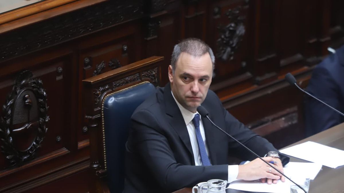 Manuel Adorni volvió a defender su inocencia, denunció espionaje y confirmó que dará una conferencia de prensa