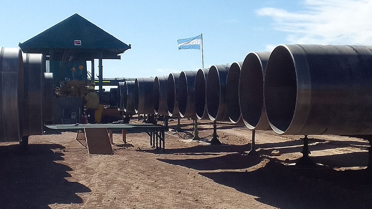 más de la mitad de las pymes proveedoras del sector operan casi a tope de capacidad, pero siguen los despidos