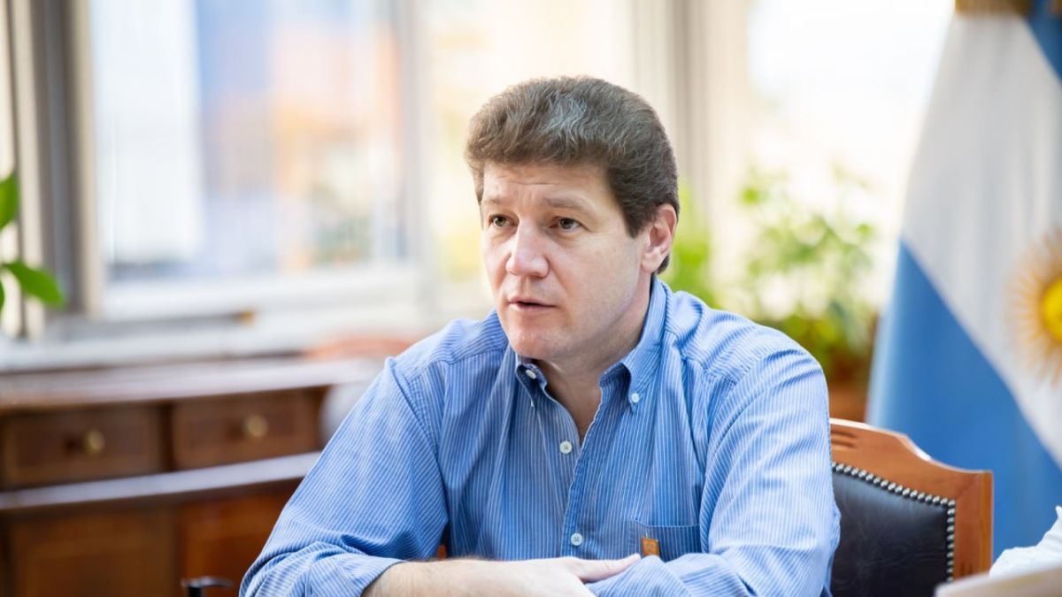 Gustavo Melella vetó la ley que frenaba la reforma constitucional e insiste con la convocatoria a elecciones convencionales