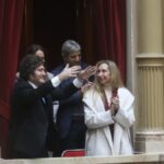 sin la macro no se puede, pero con la macro no alcanza