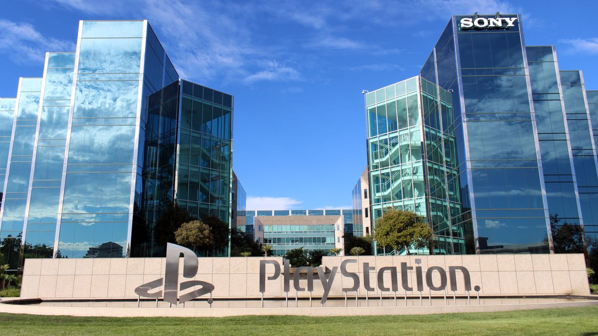 Sony prevé una caída de ventas en su división de juegos ante el aumento de los precios de los chips de memoria