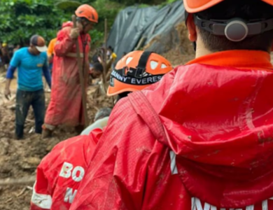 devastó el noreste y provocó al menos seis muertos y miles de evacuados