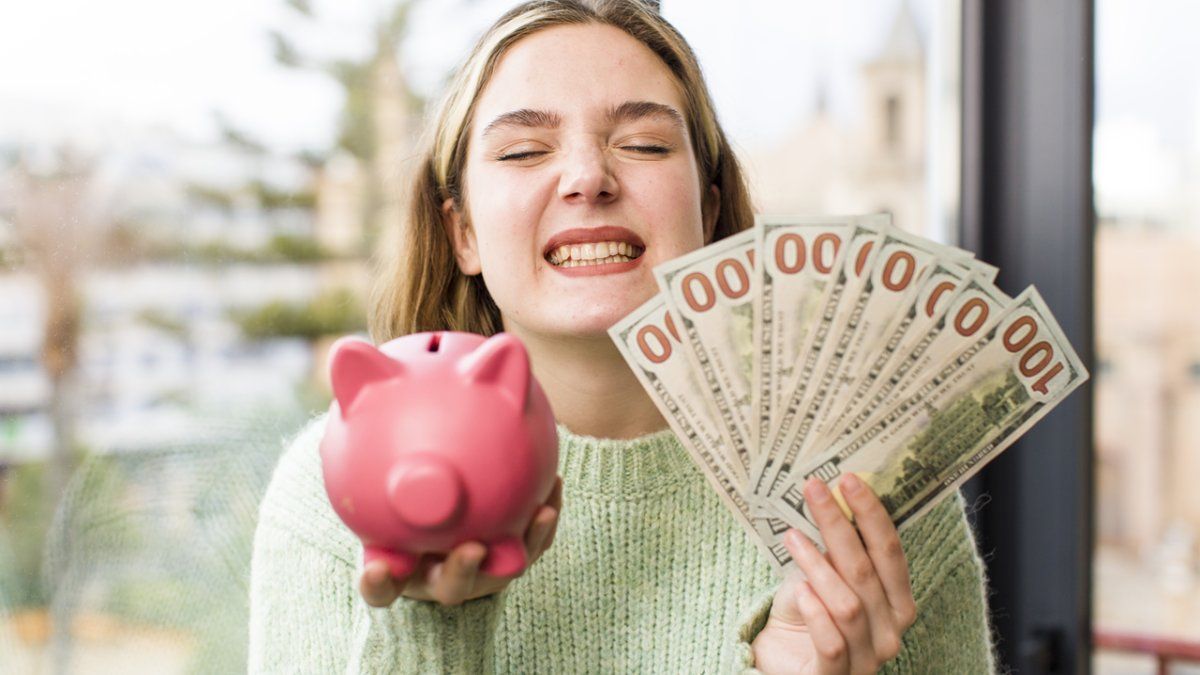 Las 3 opciones para potenciar tus ahorros en dólares en inversiones no financieras
