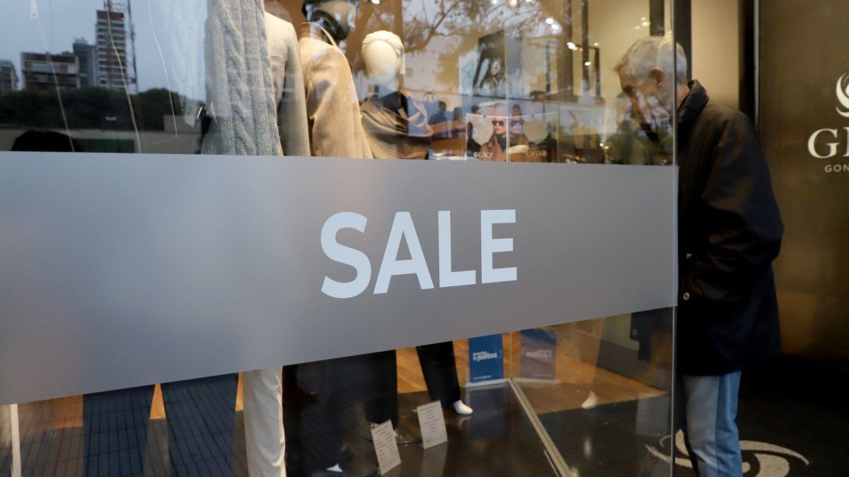 Las ventas minoristas pyme volvieron a caer en abril y acumulan una baja de 3,5% en 2026