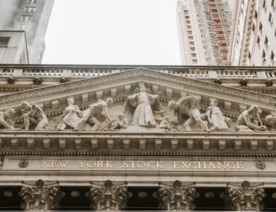 Wall Street toca niveles récords tras los datos clave de empleo en EEUU y del sector tecnológicos
