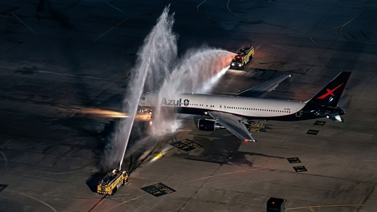 bautizaron el avión de la selección