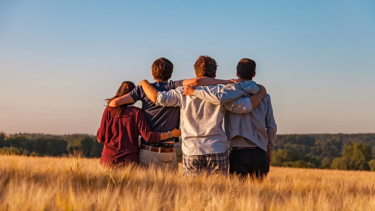 Cómo saber si una amistad es saludable, según la IA