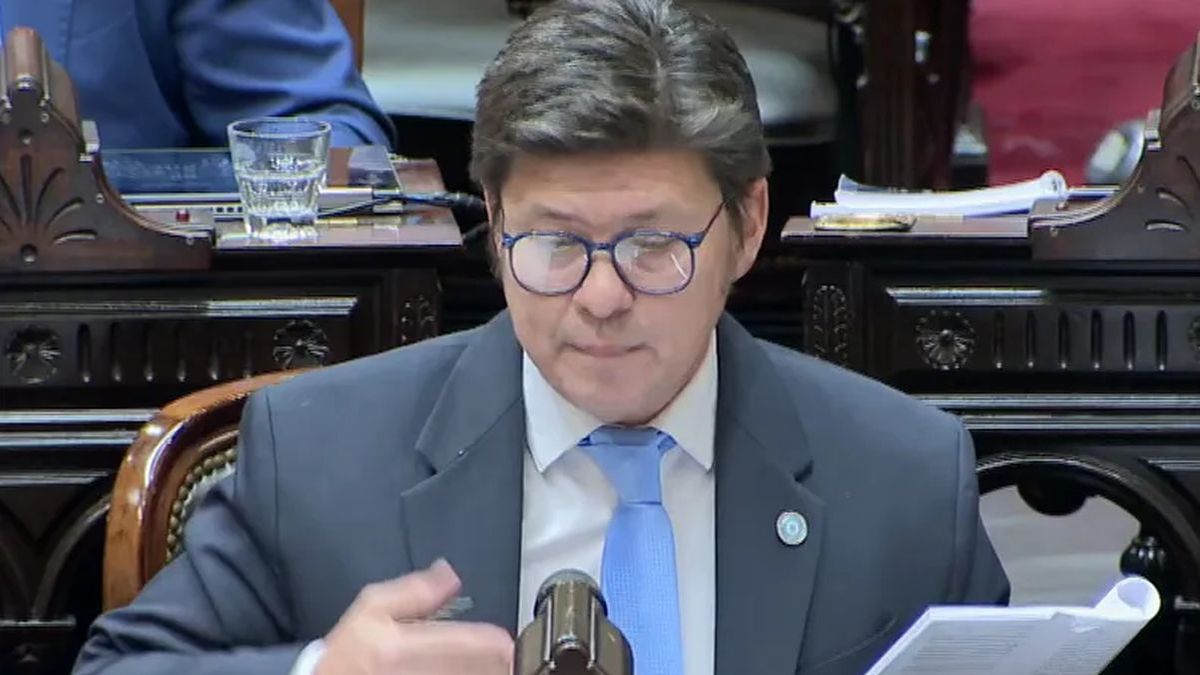 Solo pondría las manos en el fuego por Javier Milei