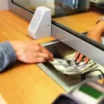 acordaron un aumento salarial del 1,9% para junio y el básico supera los $2.480.000