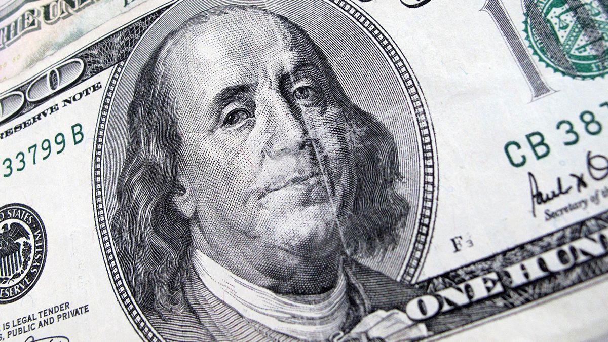 El dólar oficial extendió su racha alcista y renovó máximos anuales
