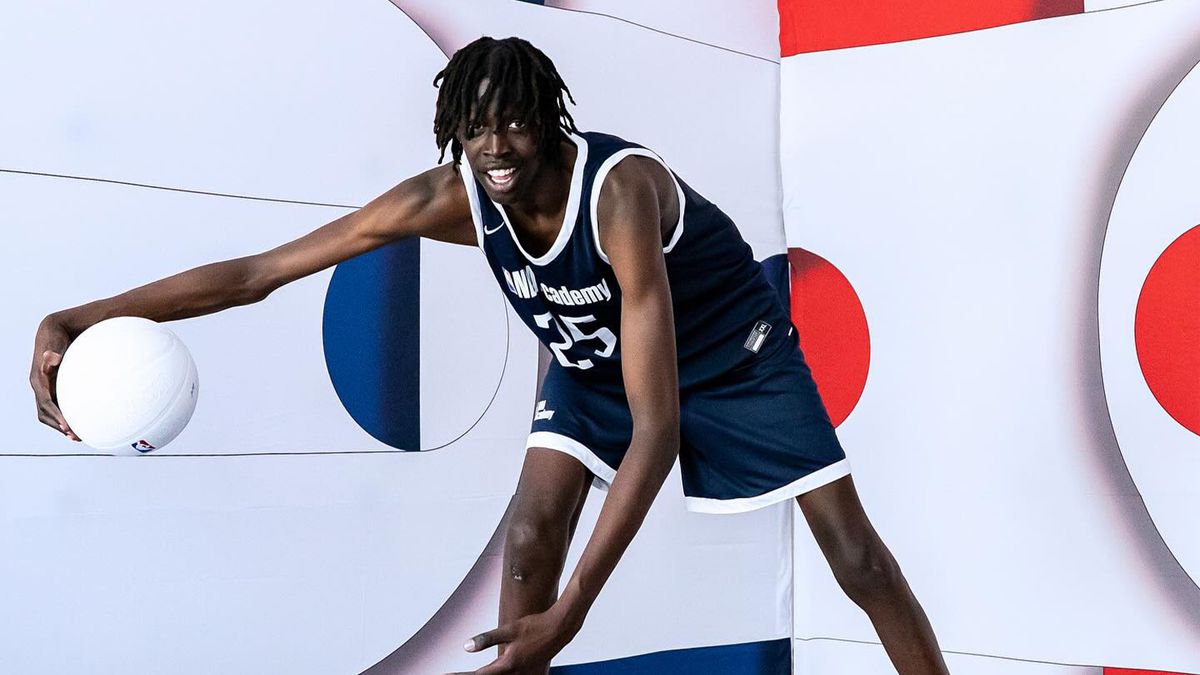 Jongkuch Mach, el australiano de 2,29 metros que llamó la atención de la NBA