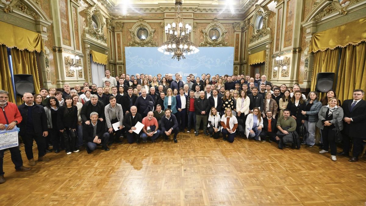 Axel Kicillof reactiva la re-re de intendentes y el peronismo bonaerense entra en modo interna
