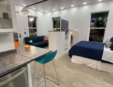 Así es la casa de 37 metros cuadrados en la que vive Elon Musk: cómo es por dentro