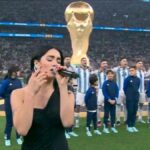 Piden que Lali vuelva a cantar el himno en la final del Mundial 2026