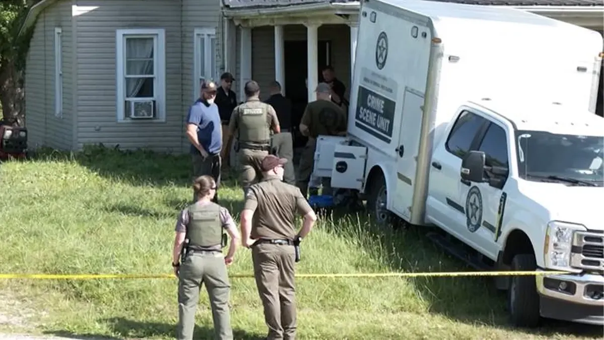 rescataron a 16 chicos en estado casi salvaje de una casa en ruinas de Ohio